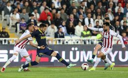 Fenerbahçe’ye  Sivasspor’dan Ağır Darbe