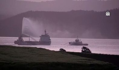 Çanakkale Boğazı’nda Yangın Söndürüldü, AK DISCOVERY Karanlık Liman’a Demirlendi