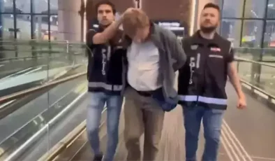 ABD’li Profesör Zehirli Canlılarla Yakalandı