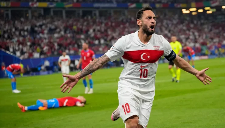 Türkiye, Çekya’yı 2-1 Yenerek Son 16 Turu’na Yükseldi