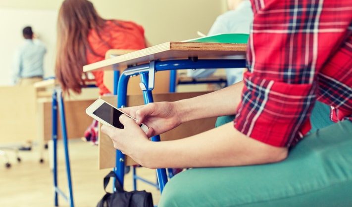 Okullarda Cep Telefonu Çağı Kapandı