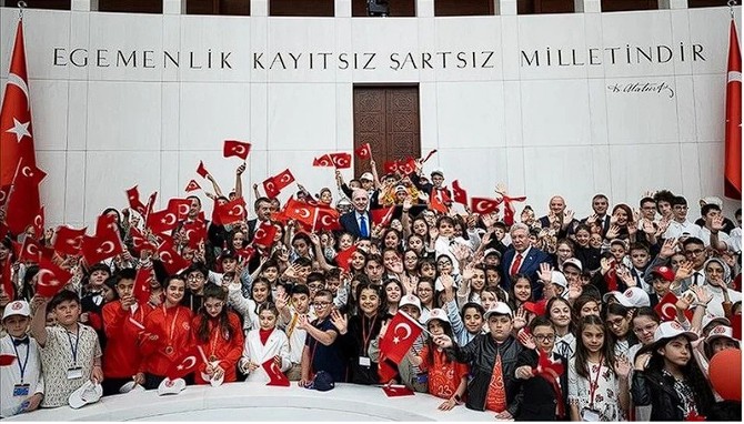 Çocukların Sesinden TBMM’de 23 Nisan Coşkusu